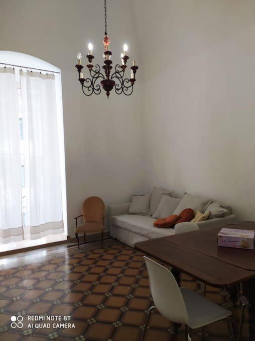 Dante Alighieri House Lejlighed Bari Eksteriør billede