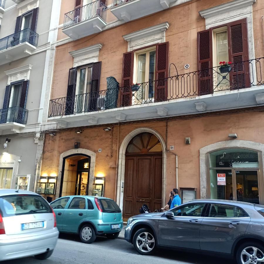 Dante Alighieri House Lejlighed Bari Eksteriør billede
